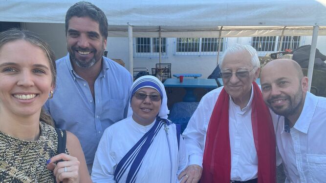 El Parde Ángel, en Miami, con las monjas de la Madre Teresa de Calcuta