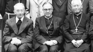 En el centro, Alejandro Mestre, que fue arzobispo de La Paz