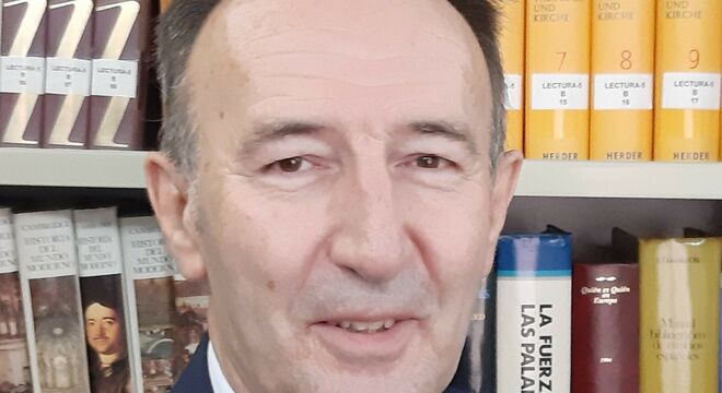 Manuel Arroba Conde, cmf