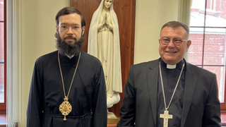 El metropolita Antonij con el arzobispo Pezzi