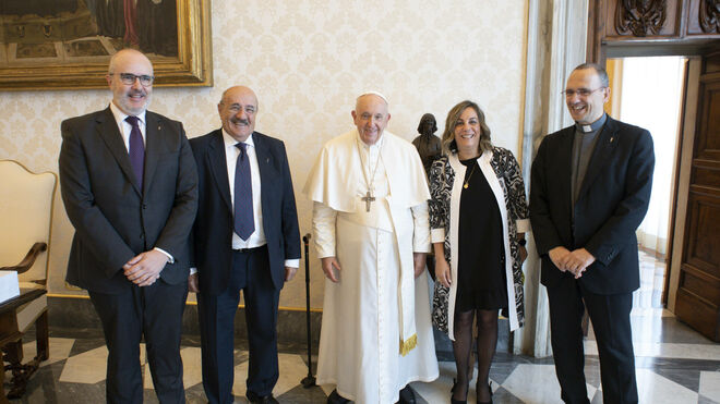 El Papa y representates de UCIPE