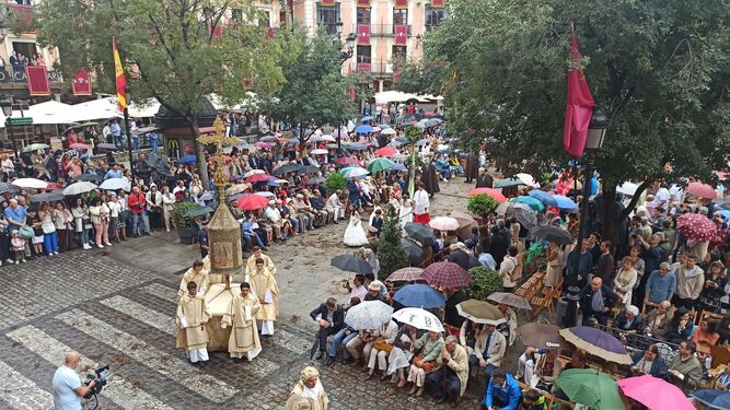 La custodia, por las calles de Toledo