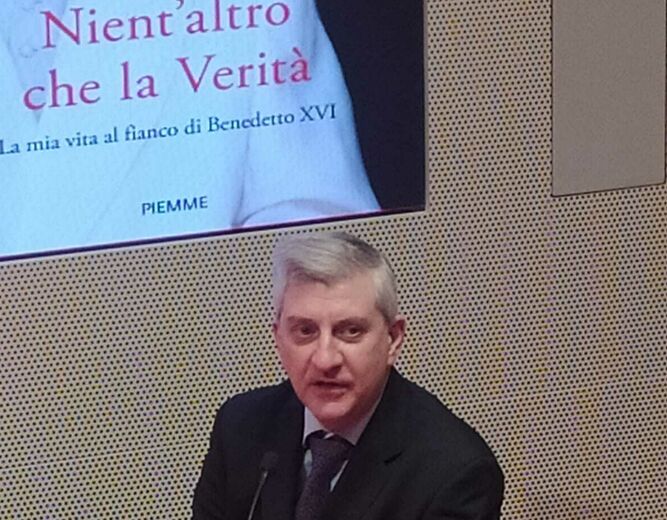 Saverio Gaeta, durante la presentación del libro en Milán