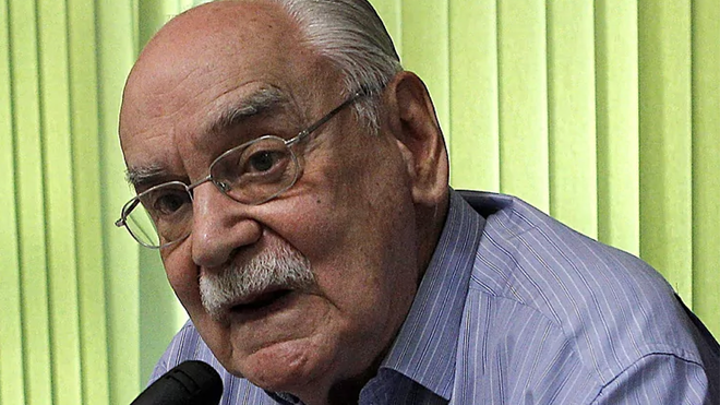 Antonio Álvarez-Solís