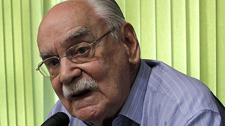 Antonio Álvarez-Solís