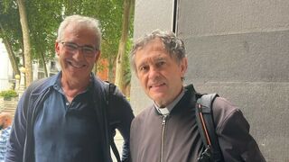 Iñigo Iriarte y monseñor Joseba Segura
