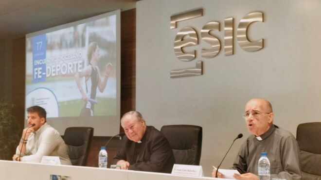 Esteban Escudero (c), José Luis Sánchez García (d) y Víctor Mut