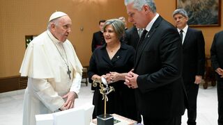 Francisco, con Díaz-Canel