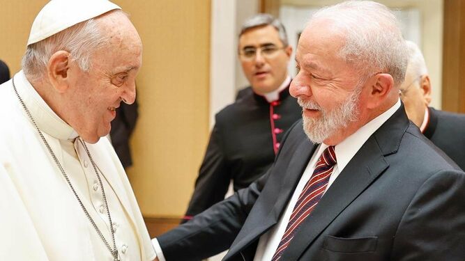 El Papa, con Lula