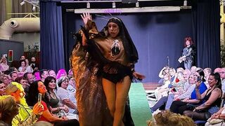 La virgen de Logroño, ganadora en la primera Gala Drag de La Rioja
