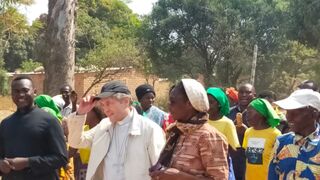 El obispo de Bilbao en RD del Congo