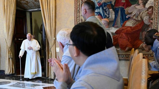 Audienca de Francisco con los miembros de los Siervos del Paráclito