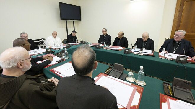 El Papa Francisco durante una reunión con el Consejo de Cardenales – C9
