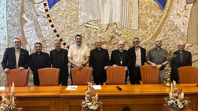 Foto de familia iglesia catedral de Santa María la Real de la Almudena