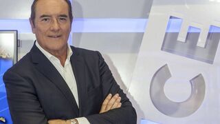 Antonio Jiménez, presentador de El Cascabel, en TRECE TV