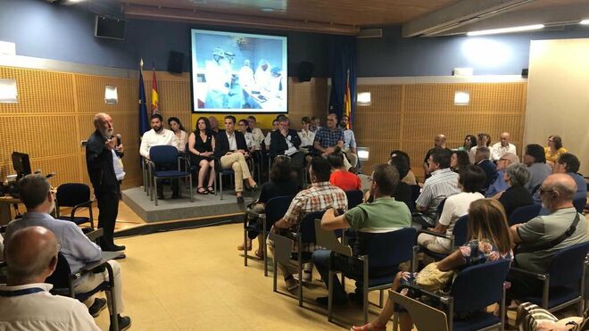 Reunión en Moncloa con familiares de los enterrados en Cuelgamuros