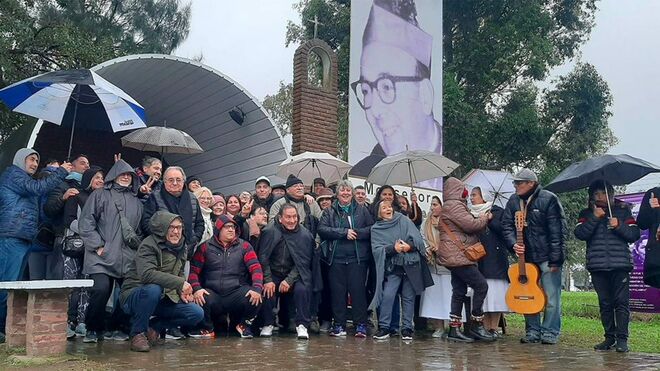 Misa en memoria de Monseñor Ponce de León