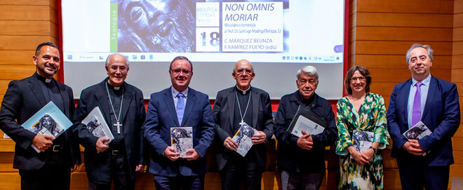 Vázquez, González Montes, Sanz, Osoro, Pié Ninot, Márquez y Ramírez (de izq. a dcha.), en la presentación