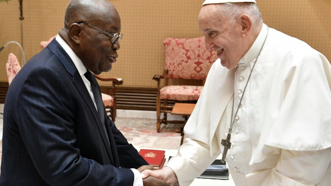 El Papa Francisco recibe en audiencia al Presidente de Ghana