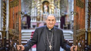 Aguardando un nuevo arzobispo... nueve años después