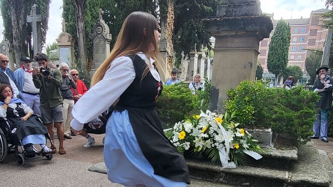 Protagonismo de los blusas y neskas de ayer y hoy