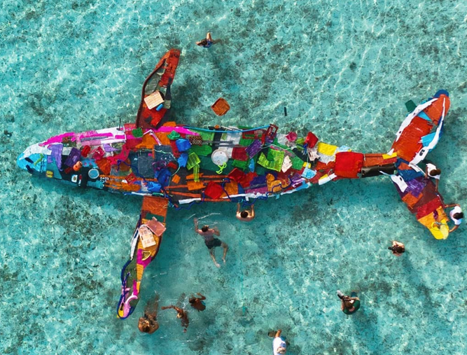 Una de las múltiples instalaciones del artista Bordalo II