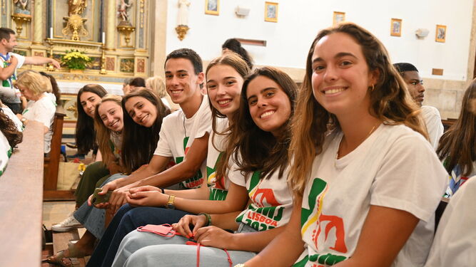 Un grupo de jóvenes peregrinos rumbo a Lisboa