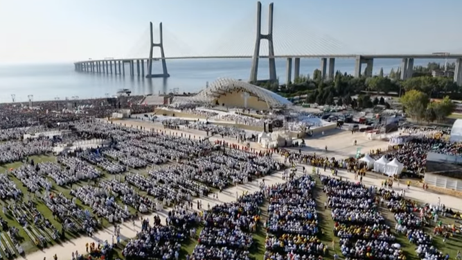 El puente sobre el Tajo, trasfondo de la misa de envío de la JMJ de Lisboa