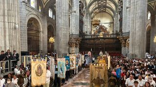 Celebran Asunción de María en las calles de la Ciudad de México