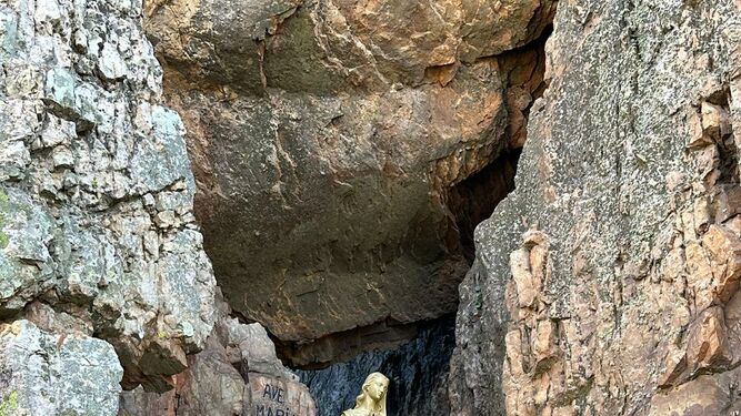 Virgen de la Gruta