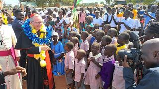 Parolin, en Rumbek