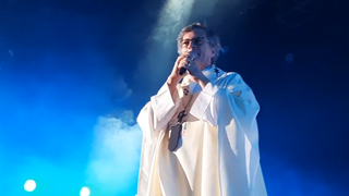 Monseñor García Cuerva en el Estadio Luna Park