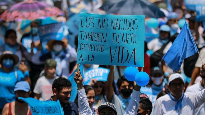 “El aborto provocado nunca será una opción moral, ni legítima”: Conferencia del Episcopado Mexicano