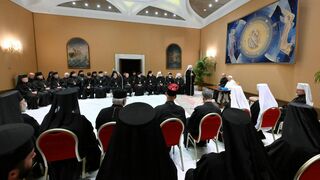Francisco con los Obispos del Sínodo de la Iglesia greco-católica de Ucrania en el Vaticano