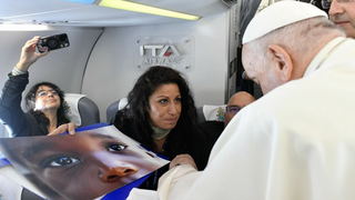 Francisco, en el avión a Marsella