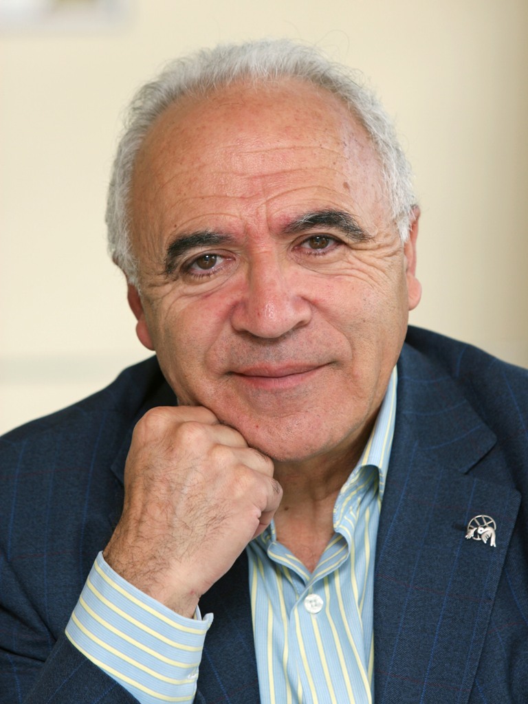 TAMAYO2