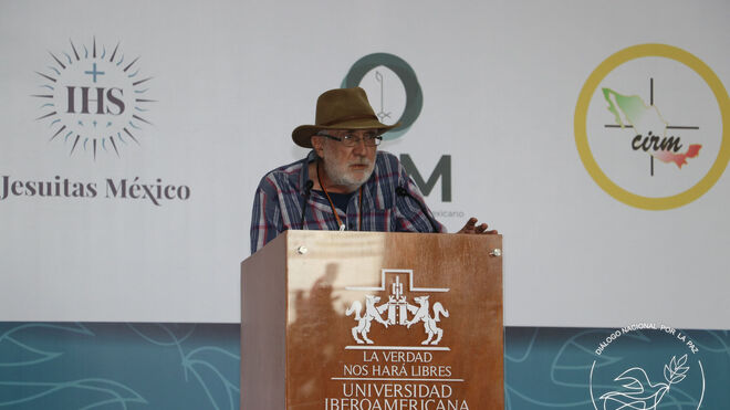 El activista mexicano, Javier Sicilia, afirma que la violencia no va a ceder con un nuevo presidente