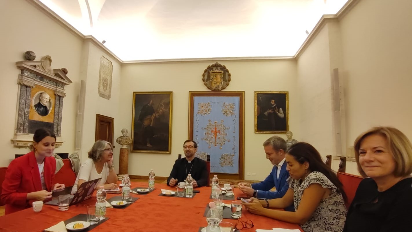 José Cobo periodistas