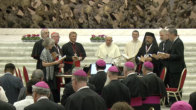 La oración del Papa para abrir el Sínodo