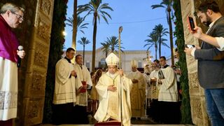 Bernardito Aúza inicia el Jubileo de la Catedral de Almería