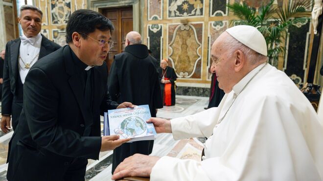 Víctor Moreno Holguín, con el Papa