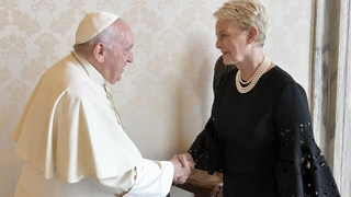 Audiencia de Francisco con Cindy McCain