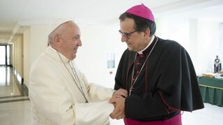 Encuentro del papa Francisco con el cardenal Augusto Paolo Lojudice
