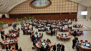 Los padre (y madres) sinodales votaron por primera vez