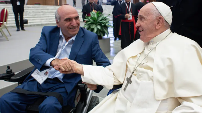 Enrique Alarcón y El papa Francisco