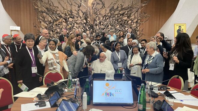 Foto final del Sínodo, antes de las votaciones