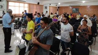 Momento de formación de los misioneros