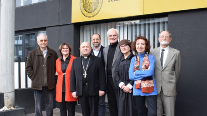 El arzobispo de Santiago visita la RAG