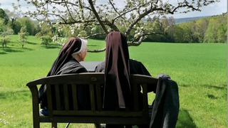Dos hermanas franciscanas de los Catorce Santos