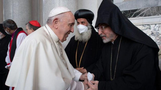 Francisco y Monseñor Barsamian